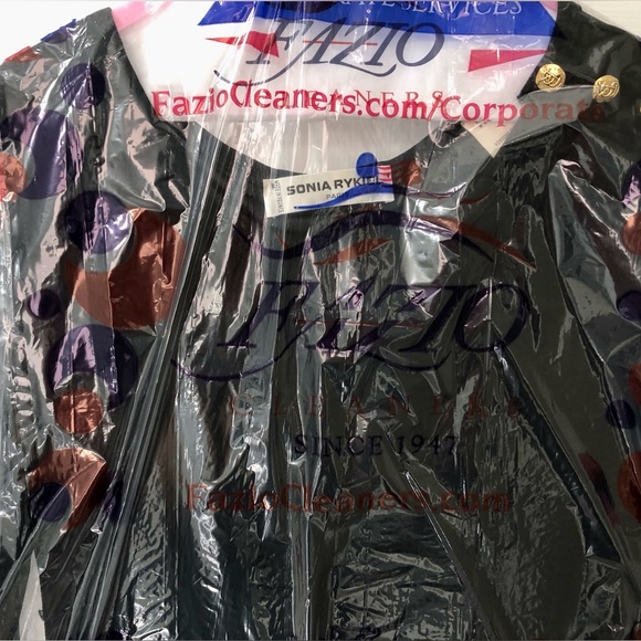 Sonia Rykel Tunic Top Slimming with Button shoulder detail - Picture 2 of 5